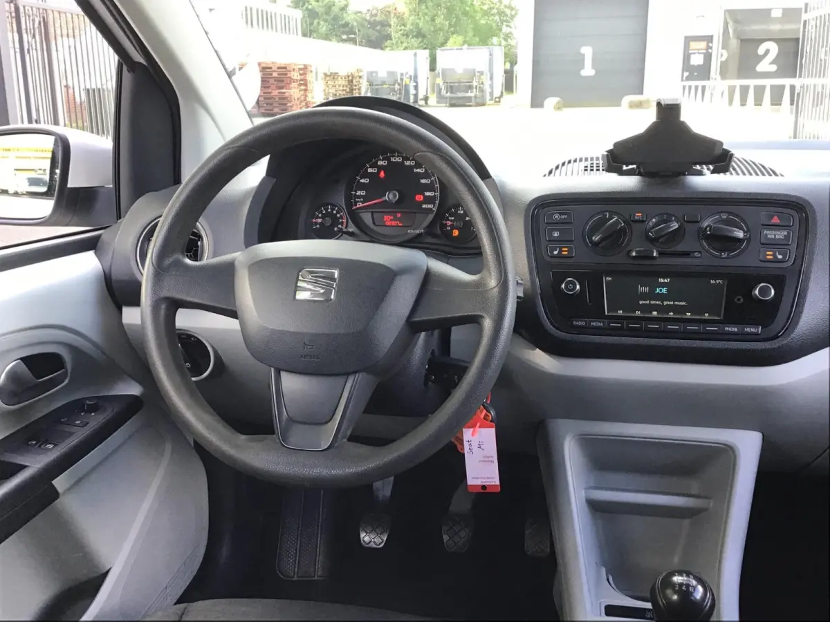 1.0 Style Intense I 1e Eigen I Dealer Onderh. I Airco I Stoelverw. I Elec Ramen I New Apk + Kln Brt I Isofix I Centr deur