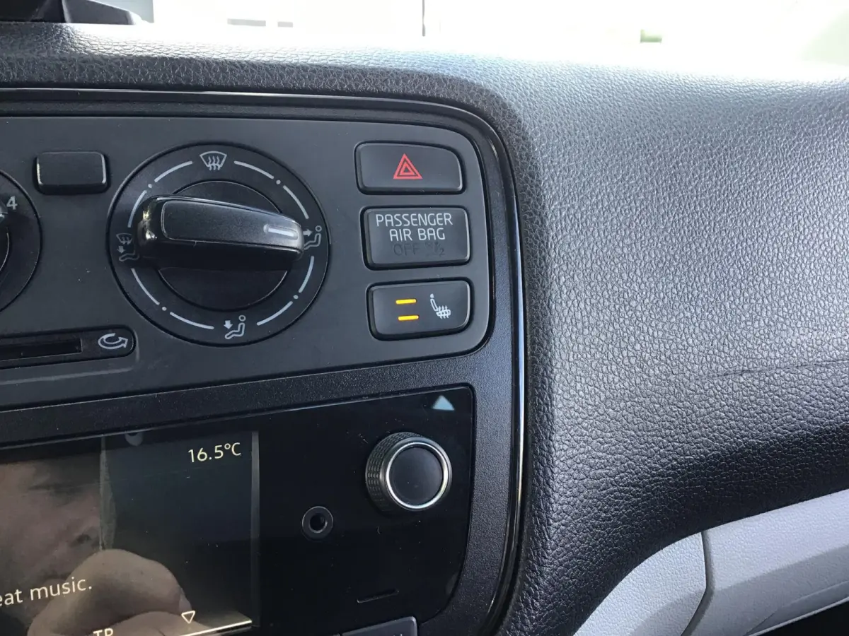 1.0 Style Intense I 1e Eigen I Dealer Onderh. I Airco I Stoelverw. I Elec Ramen I New Apk + Kln Brt I Isofix I Centr deur