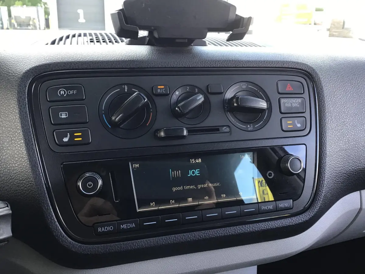 1.0 Style Intense I 1e Eigen I Dealer Onderh. I Airco I Stoelverw. I Elec Ramen I New Apk + Kln Brt I Isofix I Centr deur