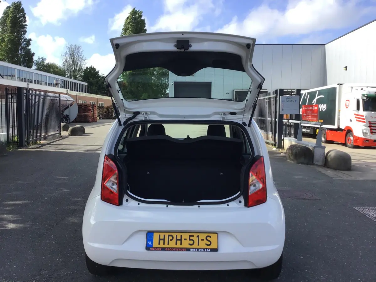 1.0 Style Intense I 1e Eigen I Dealer Onderh. I Airco I Stoelverw. I Elec Ramen I New Apk + Kln Brt I Isofix I Centr deur