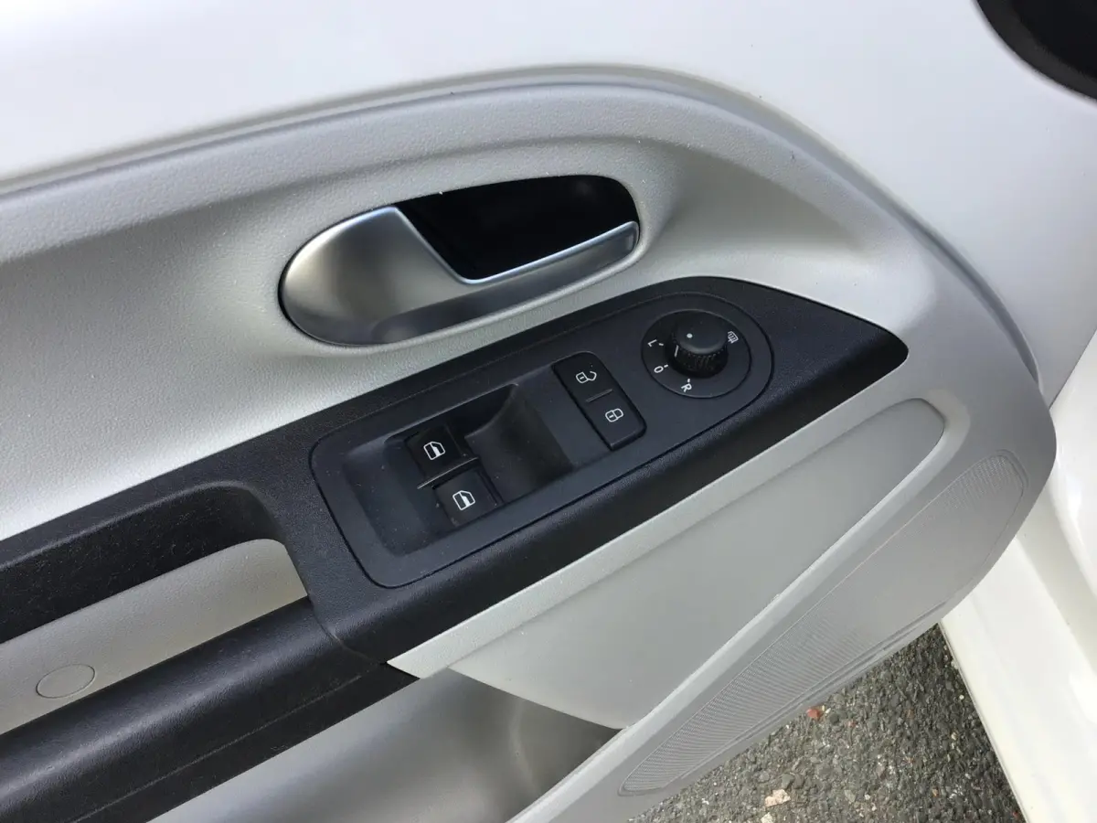 1.0 Style Intense I 1e Eigen I Dealer Onderh. I Airco I Stoelverw. I Elec Ramen I New Apk + Kln Brt I Isofix I Centr deur