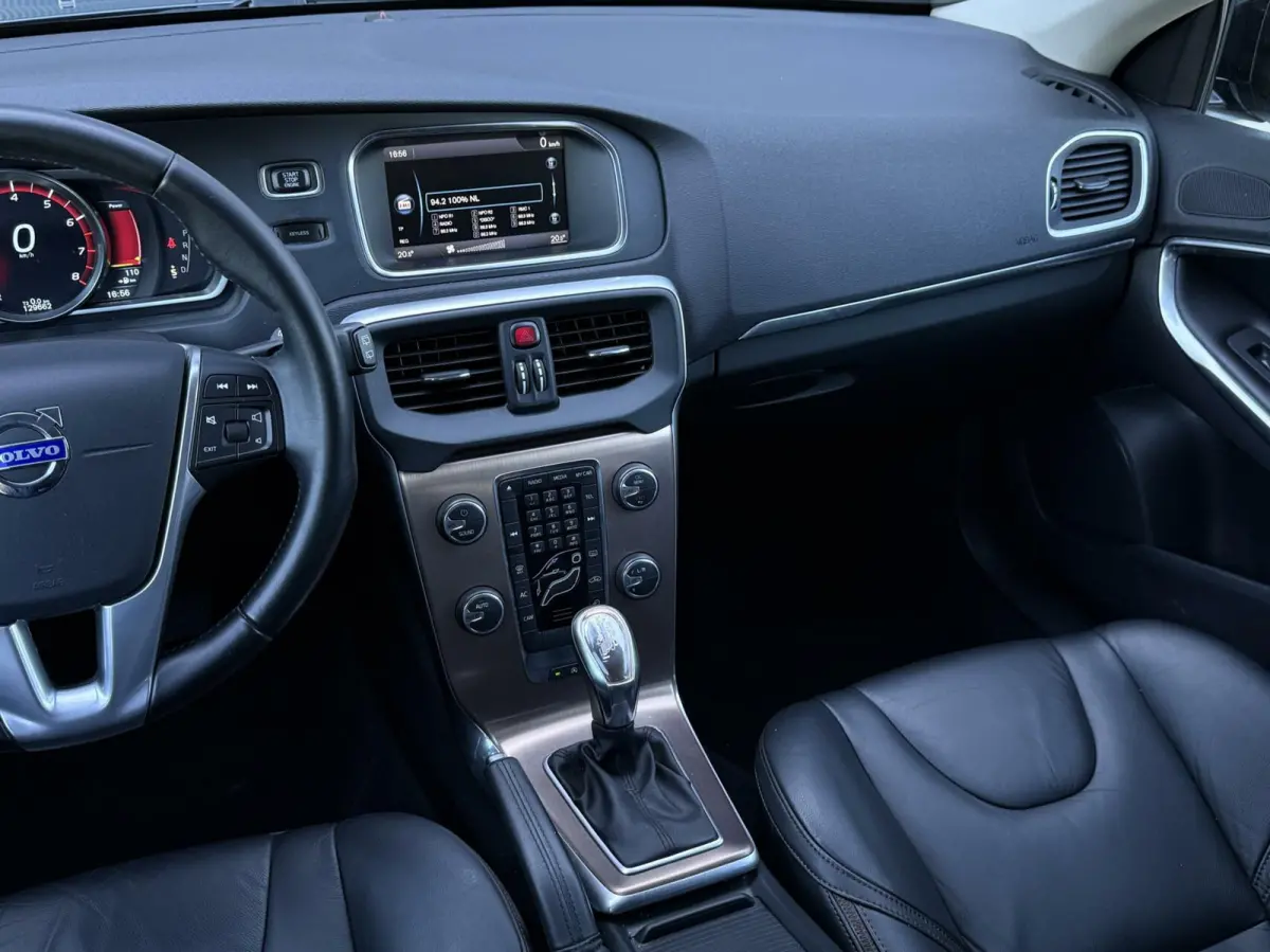 2.5 T5 AWD Summum Leder - Xenon - 5 Cilinder - Uniek