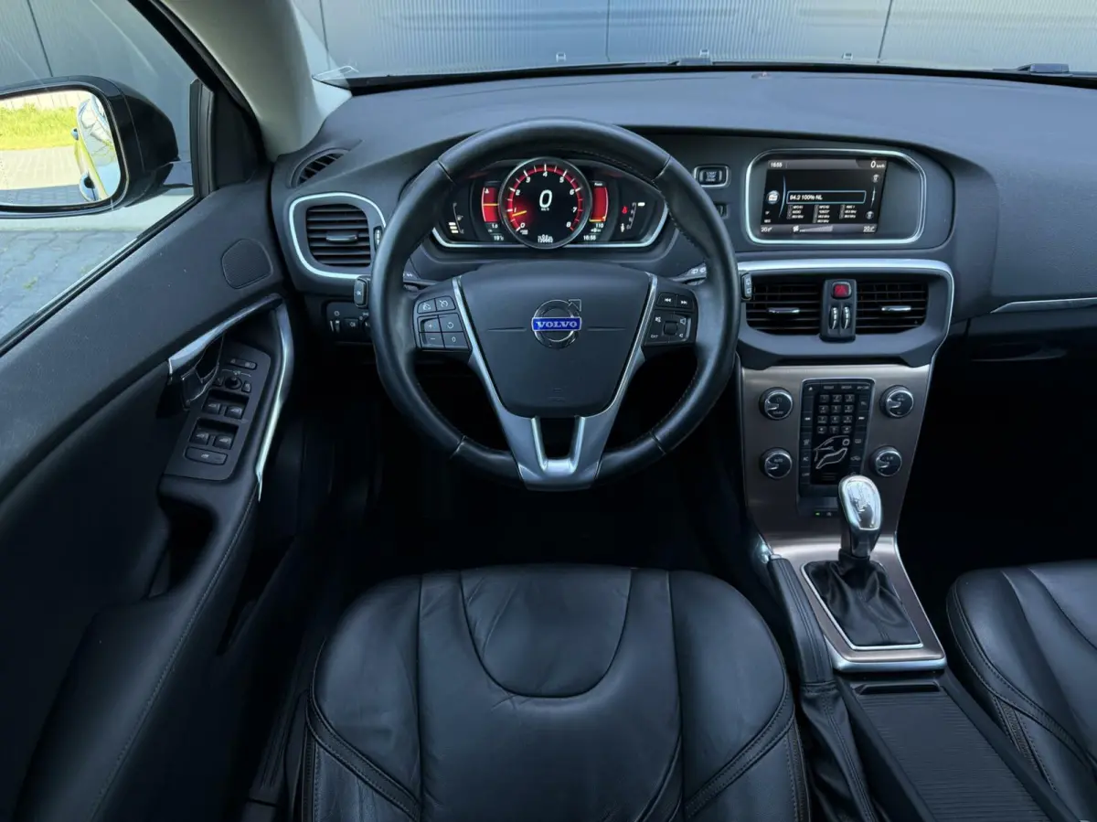 2.5 T5 AWD Summum Leder - Xenon - 5 Cilinder - Uniek