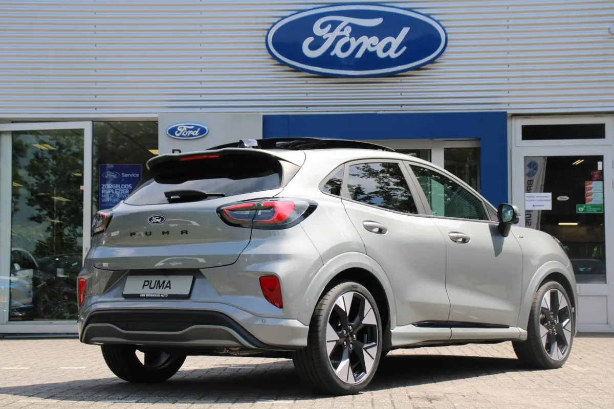 1.0 EB ST-Line X | PANODAK | LEDER | ADAPTIVE CRUISE | WINTERPACK | EL. ACHTERKLEP | CAMERA | DEALER AUTO | FULL OPTION! | DIRECT LEVERBAAR!