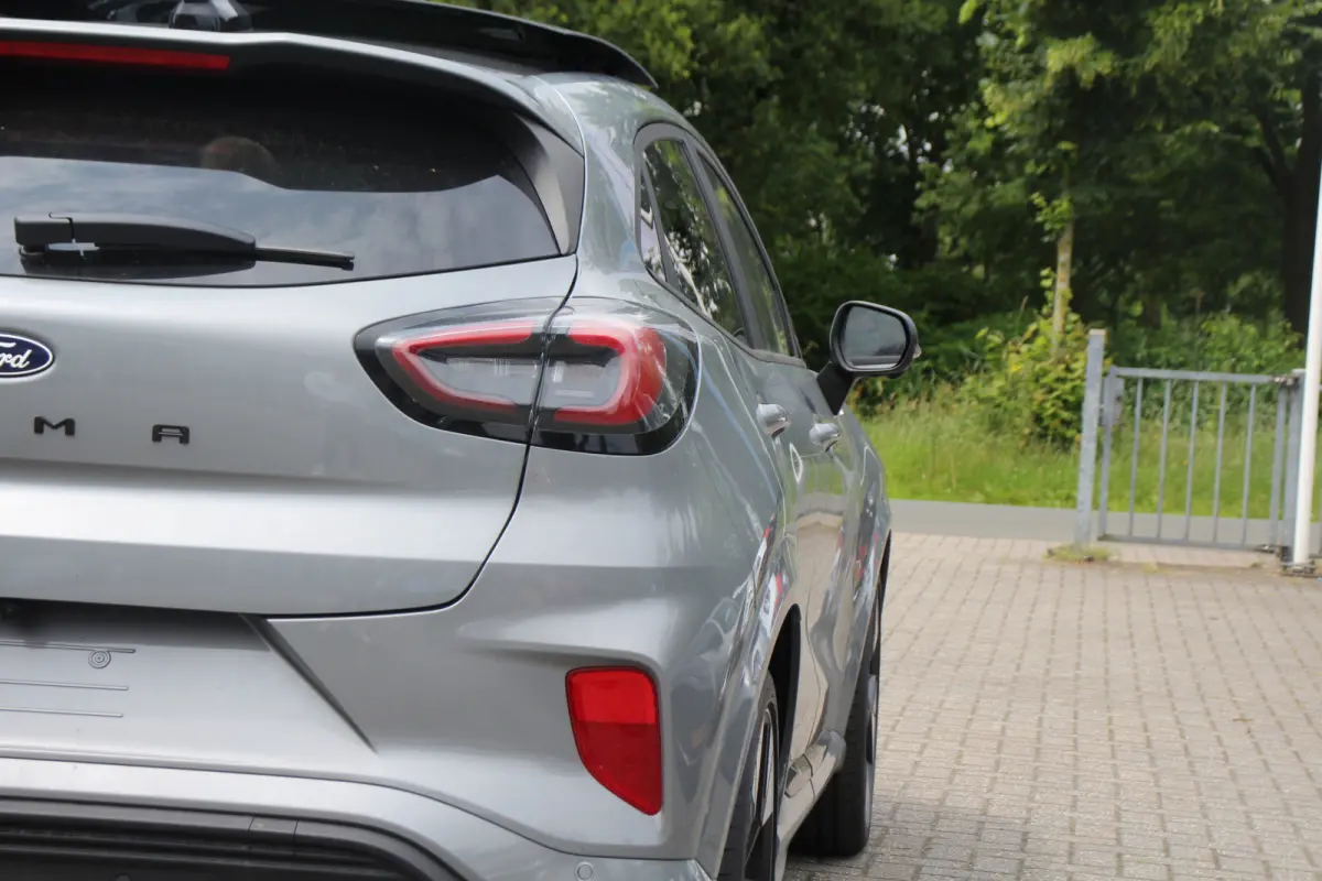 1.0 EB ST-Line X | PANODAK | LEDER | ADAPTIVE CRUISE | WINTERPACK | EL. ACHTERKLEP | CAMERA | DEALER AUTO | FULL OPTION! | DIRECT LEVERBAAR!