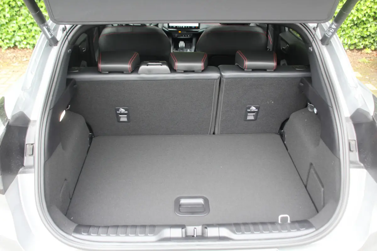 1.0 EB ST-Line X | PANODAK | LEDER | ADAPTIVE CRUISE | WINTERPACK | EL. ACHTERKLEP | CAMERA | DEALER AUTO | FULL OPTION! | DIRECT LEVERBAAR!