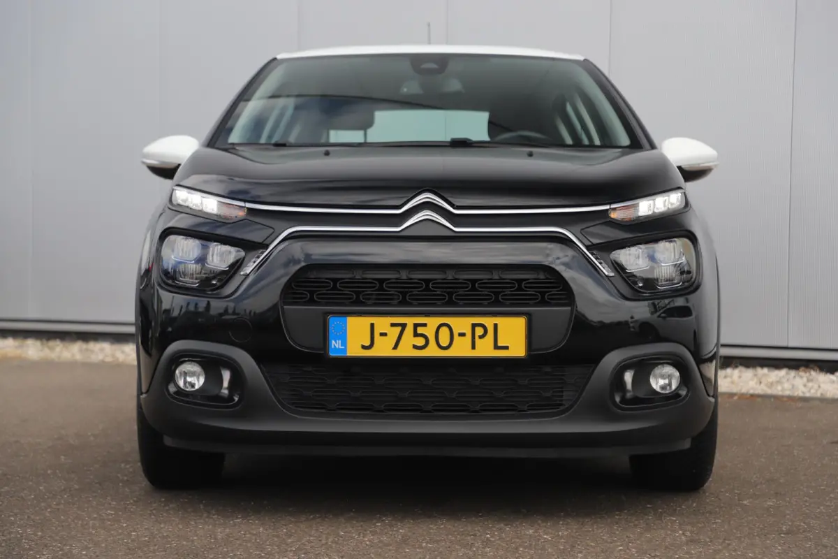 1.2 PureTech Feel NIEUWE DB RIEM Navigatie Carplay Android Clima Cruise Rijstrooksensor Parkeersensor All Season Banden