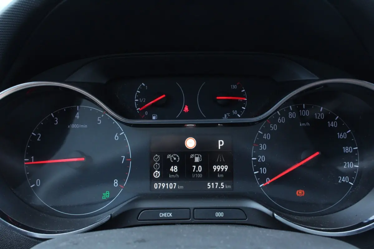 1.2 Turbo Innovation AUT 1eEIGNR! CARPLAY HUD STUURVW '19