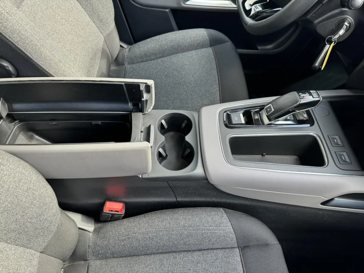 Automaat Carplay Cruise Navigatie Pdc Hoge instap 1.2 PureTech Business