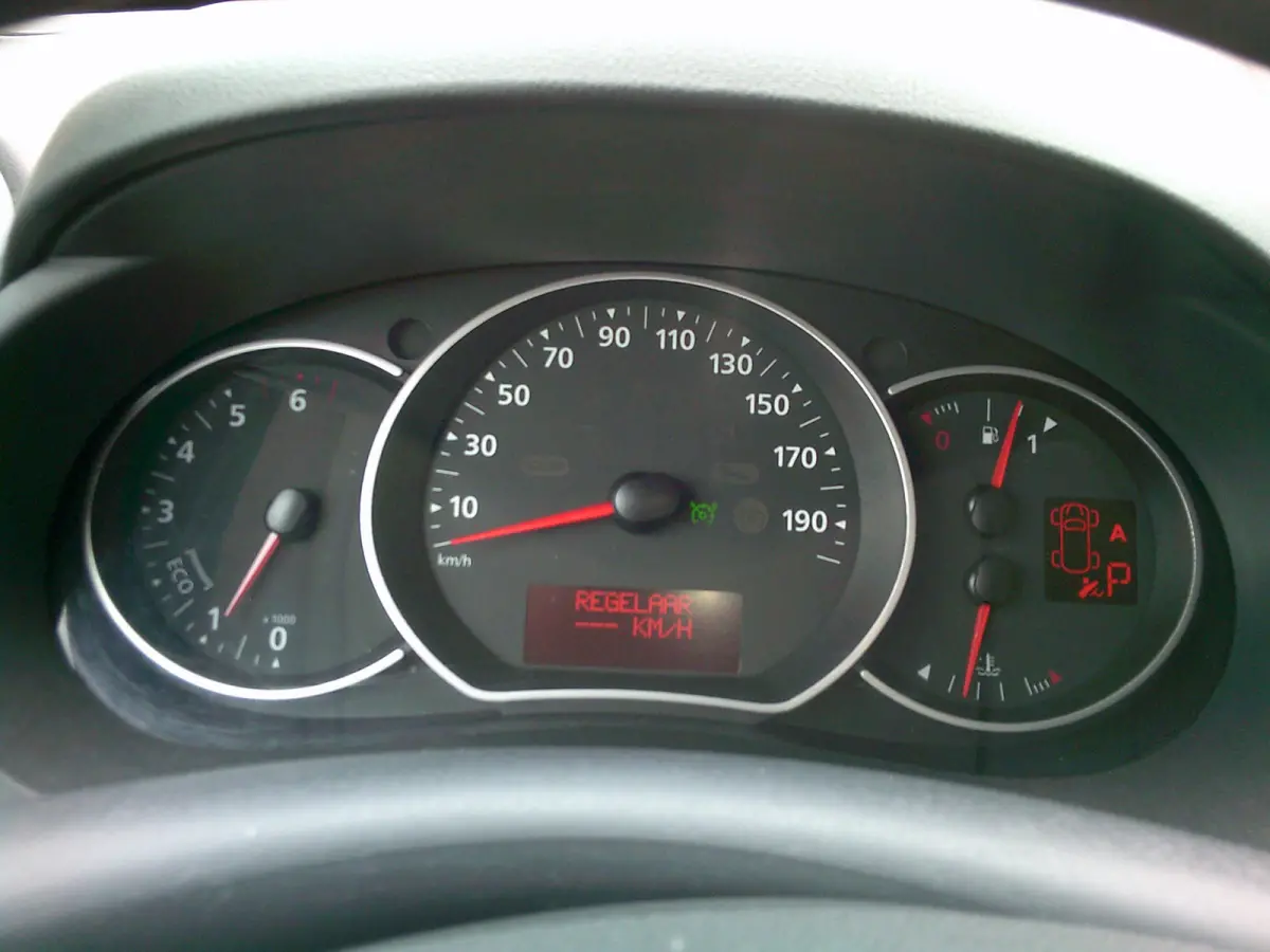 1.2 TCe 115 EDC Comfort BENZINE UITVOERING !!  + AUTOMAAT !!!!