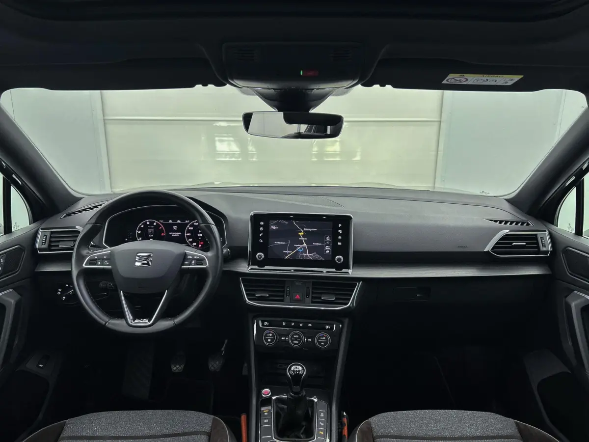1.5 TSI Xcellence Limited Edition (PANORAMADAK, TREKHAAK, DIGITALE COCKPIT, CARPLAY, ADAPTIVE CRUISE, 1e EIGENAAR)
