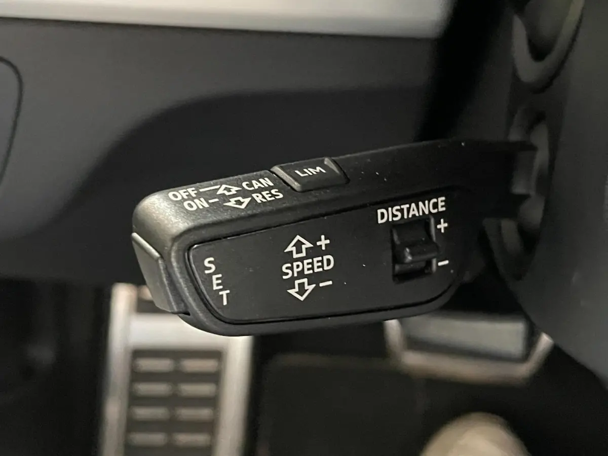 SQ5 3.0 TFSI quattro Pro Line Plus PANO HUD