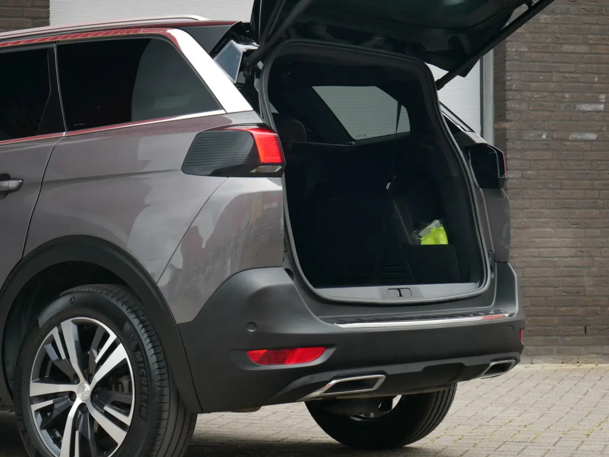 1.2 PureTech GT-Line Automaat| 7Persoons| Navi+BT| Camera| Dealer onderhouden