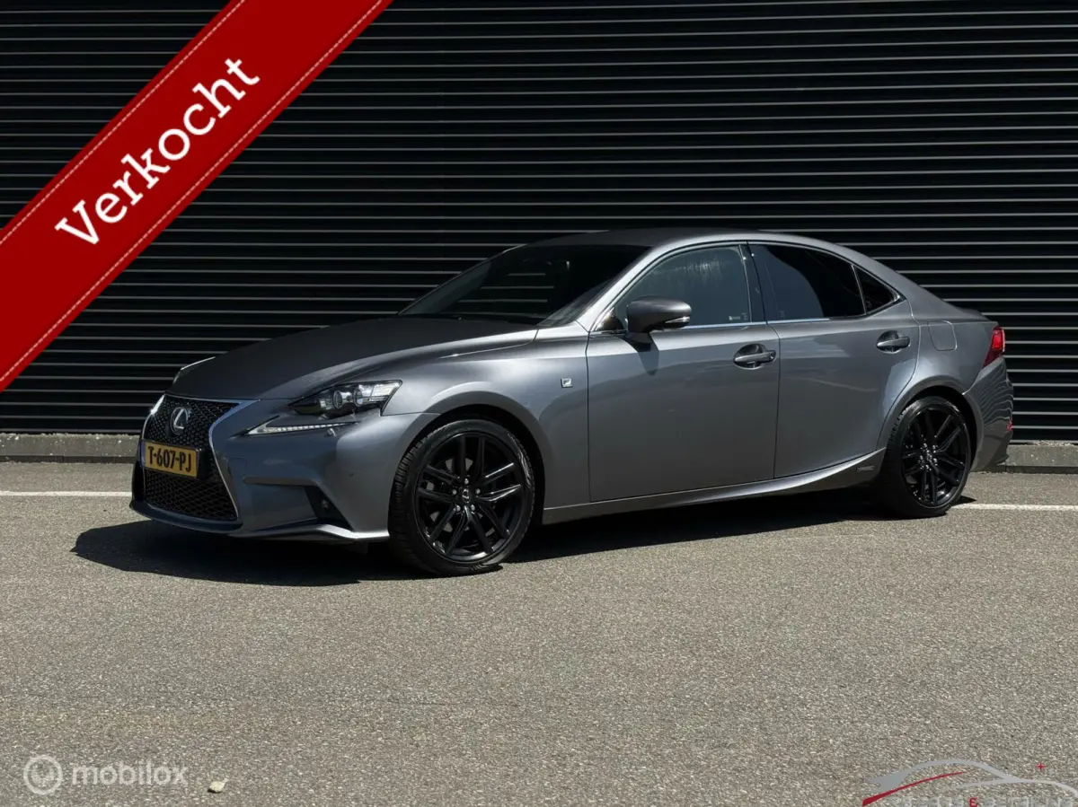 300h F Sport Edition, VOL, Carplay, Memory, Stoelko