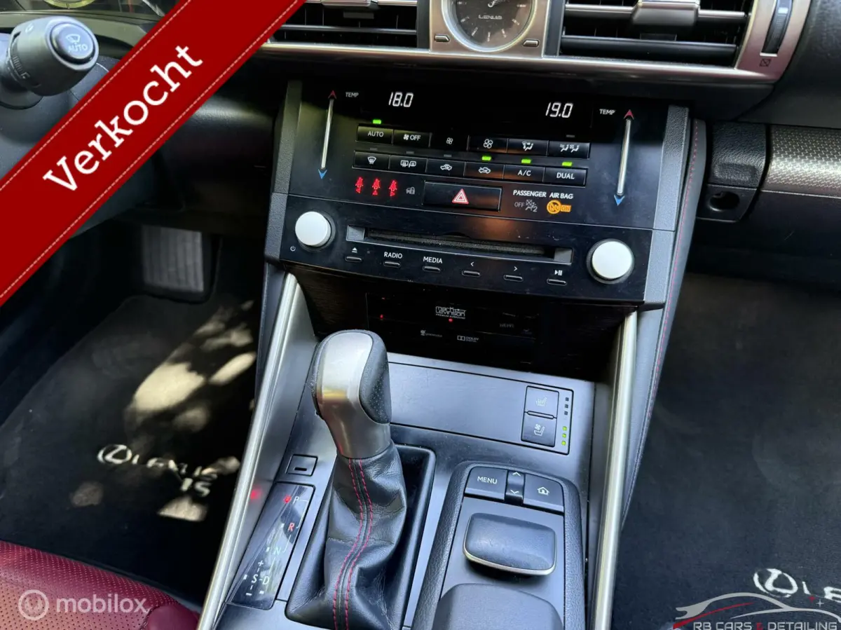 300h F Sport Edition, VOL, Carplay, Memory, Stoelko