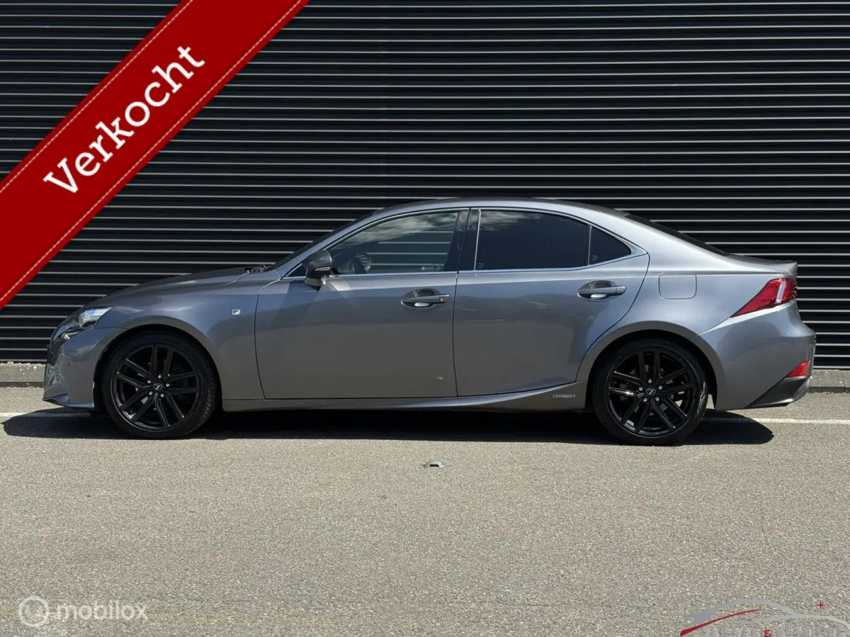 300h F Sport Edition, VOL, Carplay, Memory, Stoelko