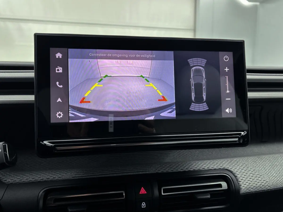 EV Max 44 kWh 113 pk | Accu 100% | Navigatie | Achteruitrijcamera | Parkeersensoren Voor en Achter | Comfortstoelen | LED Koplampen | Head-up Display | Dodehoek Detectie | Climate Control | 
