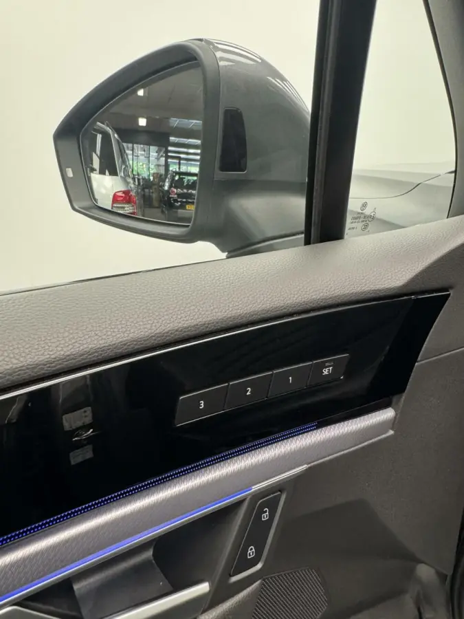 3.0 TSi DSG R-Line 4Motion Navigatie-Pano-Elektr.Trekhaak-Achterasbesturing-Adapt.Cr.Contr-Carplay-Clima-Camera-Stoel/Stuurverwarming-Luchtvering-Headup