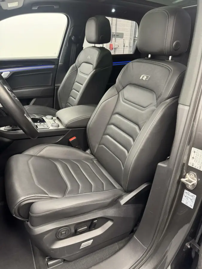 3.0 TSi DSG R-Line 4Motion Navigatie-Pano-Elektr.Trekhaak-Achterasbesturing-Adapt.Cr.Contr-Carplay-Clima-Camera-Stoel/Stuurverwarming-Luchtvering-Headup
