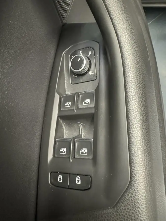 3.0 TSi DSG R-Line 4Motion Navigatie-Pano-Elektr.Trekhaak-Achterasbesturing-Adapt.Cr.Contr-Carplay-Clima-Camera-Stoel/Stuurverwarming-Luchtvering-Headup