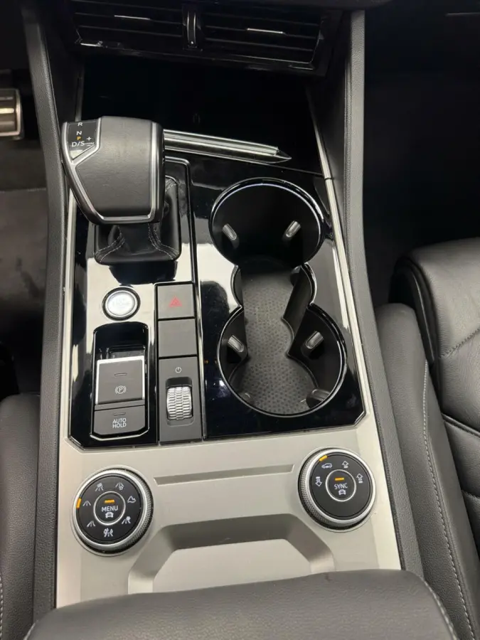 3.0 TSi DSG R-Line 4Motion Navigatie-Pano-Elektr.Trekhaak-Achterasbesturing-Adapt.Cr.Contr-Carplay-Clima-Camera-Stoel/Stuurverwarming-Luchtvering-Headup