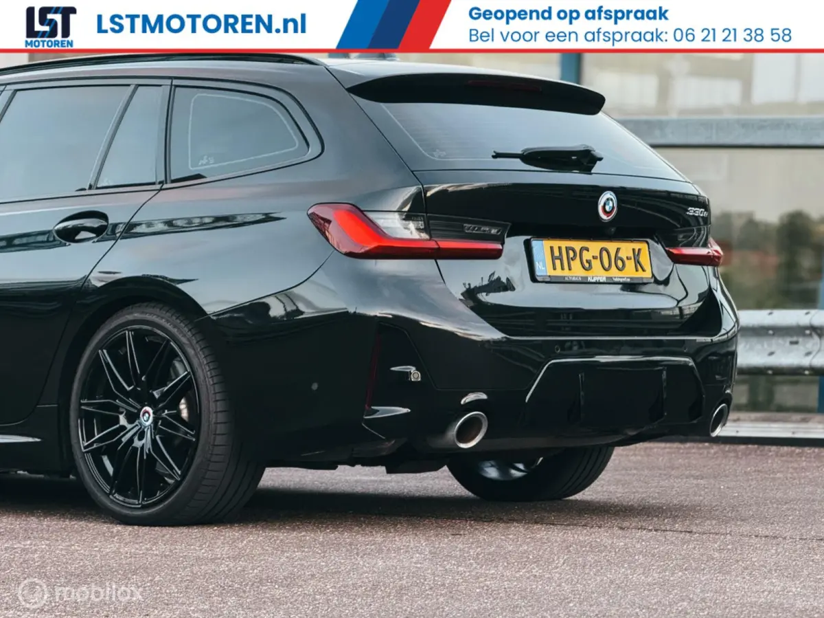 330e M Sport Panoramadak HUD Trekhaak Apple CarPlay Android Auto 19”