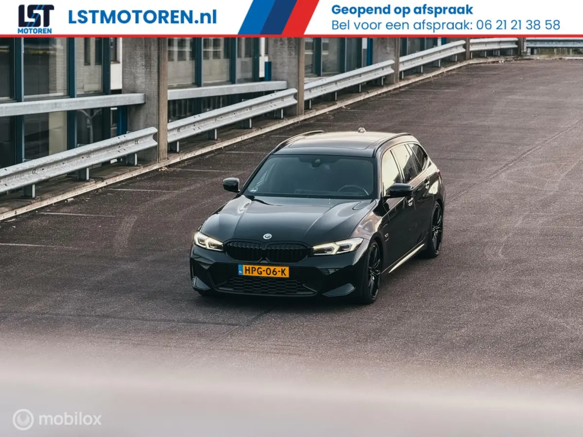 330e M Sport Panoramadak HUD Trekhaak Apple CarPlay Android Auto 19”