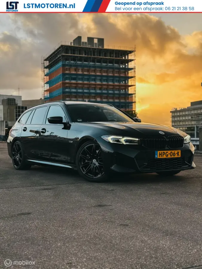 330e M Sport Panoramadak HUD Trekhaak Apple CarPlay Android Auto 19”