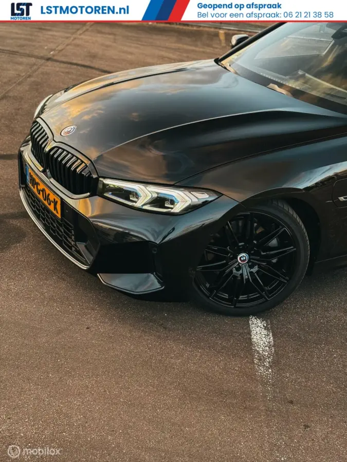 330e M Sport Panoramadak HUD Trekhaak Apple CarPlay Android Auto 19”
