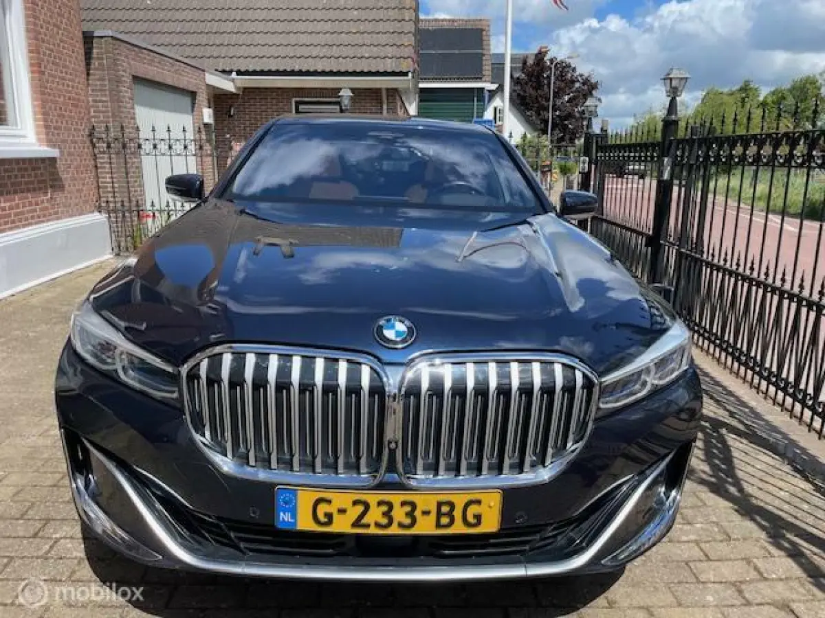 745e