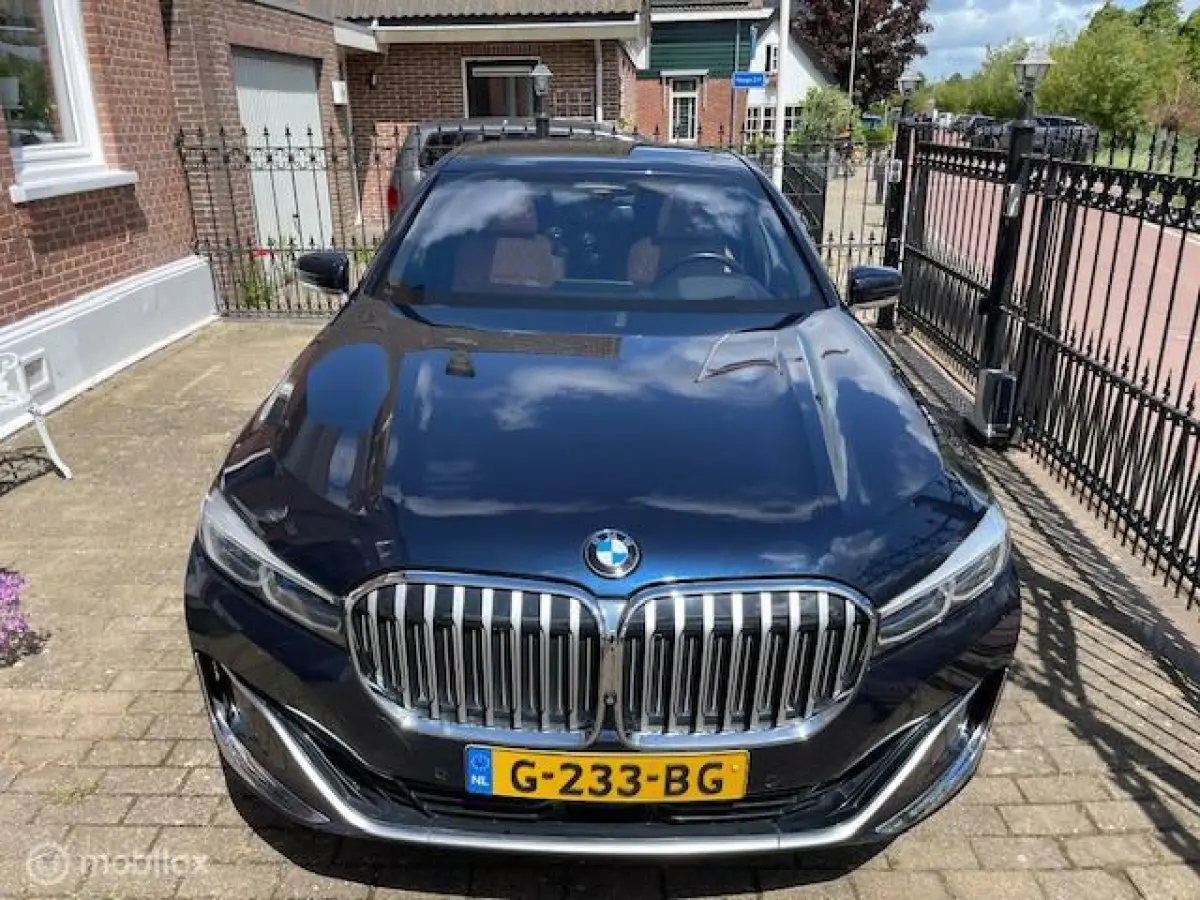 745e