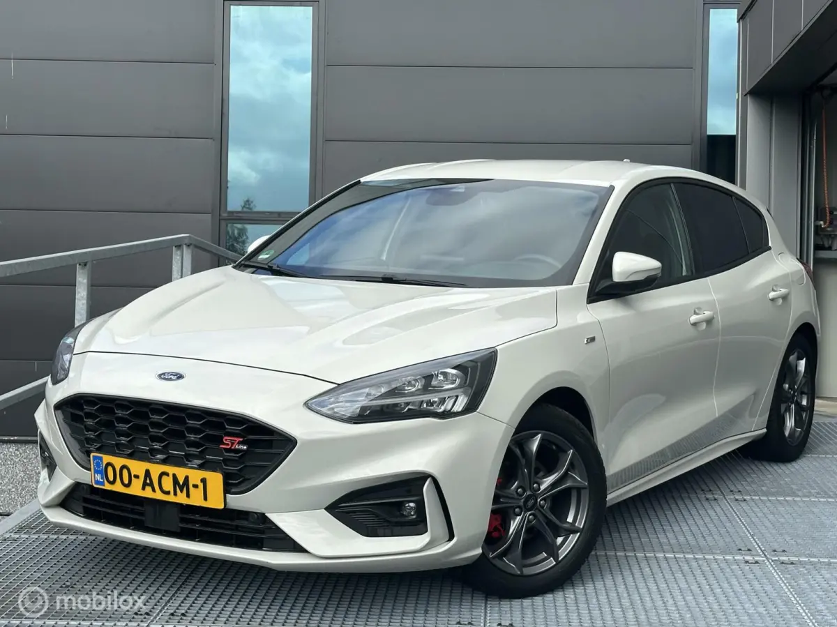 1.5 EcoBoost ST LINE