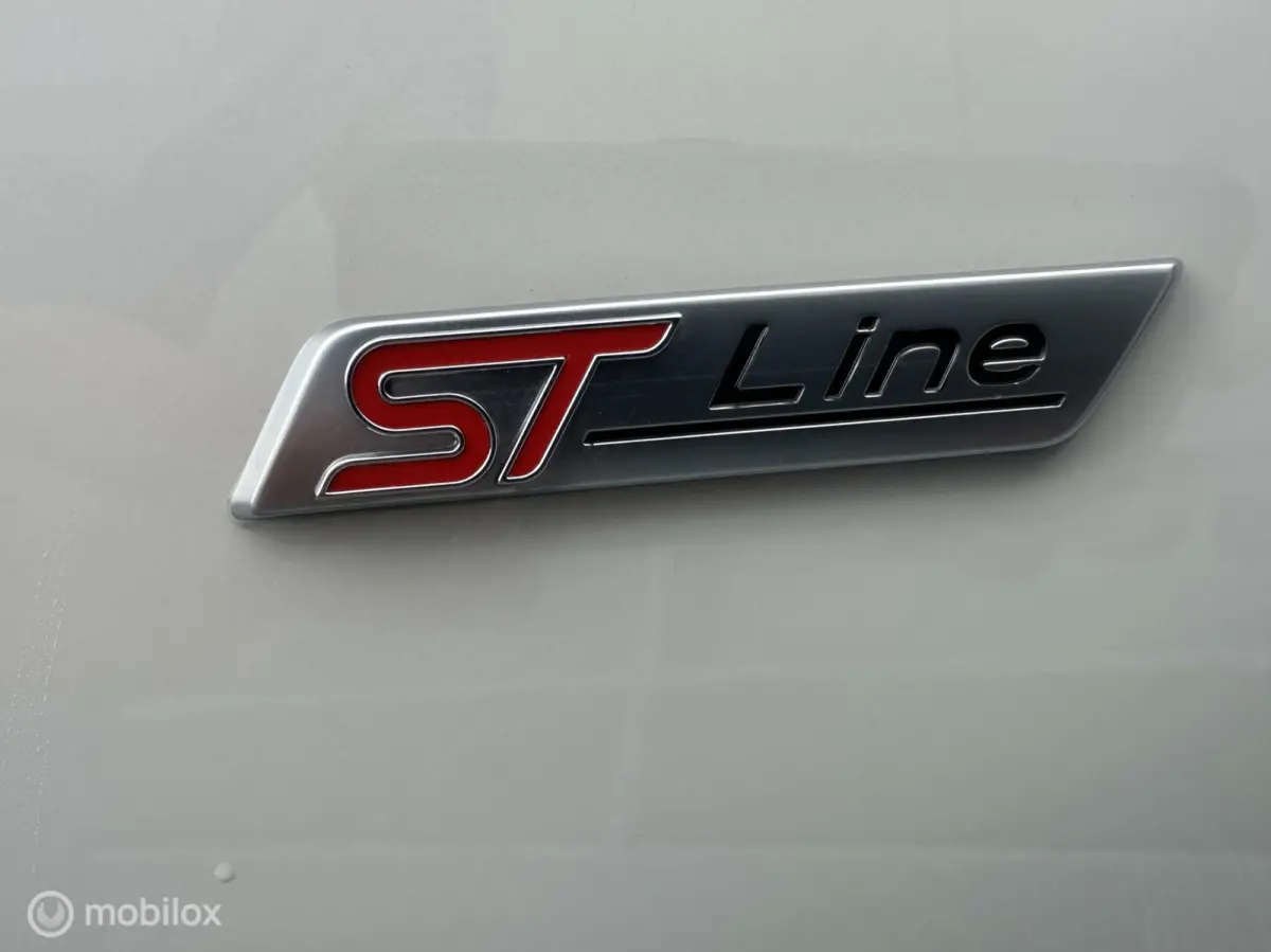 1.5 EcoBoost ST LINE
