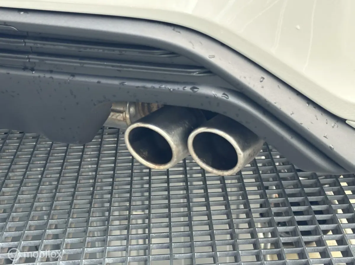 1.5 EcoBoost ST LINE
