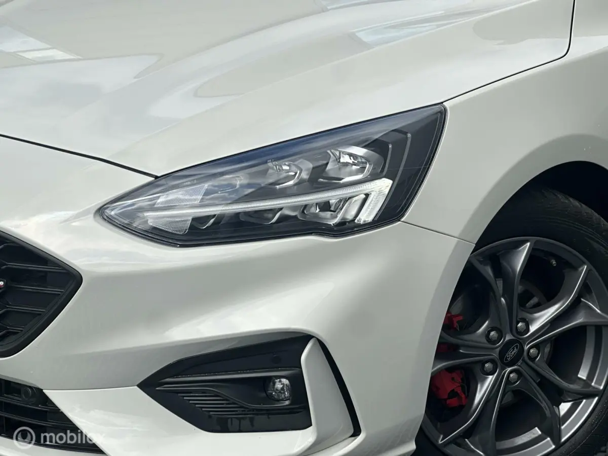 1.5 EcoBoost ST LINE