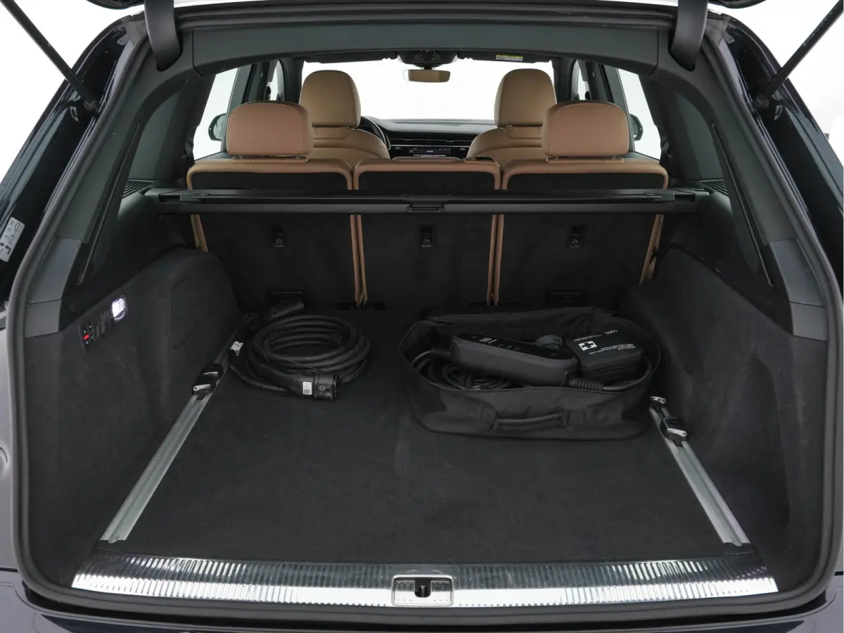 55 TFSI E Quattro Pro Line Plus [Plug-in] (INCL-BTW) *LEATHER | HD-MATRIX-LED | BANG/OLUFSEN-SURROUND  | DIGI-COCKPIT | COMFORT-SEATS | KEYLESS | CAMERA | NAVI-FULLMAP | DAB+ | AMBIENT-LIGHT