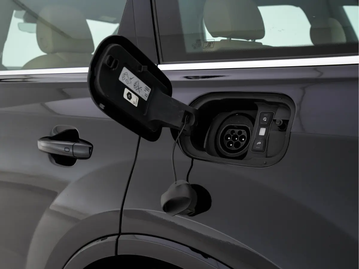 55 TFSI E Quattro Pro Line Plus [Plug-in] (INCL-BTW) *LEATHER | HD-MATRIX-LED | BANG/OLUFSEN-SURROUND  | DIGI-COCKPIT | COMFORT-SEATS | KEYLESS | CAMERA | NAVI-FULLMAP | DAB+ | AMBIENT-LIGHT