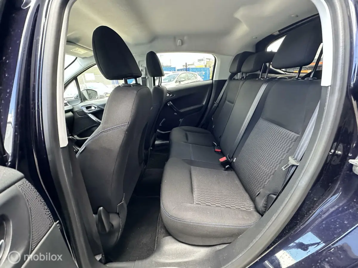 1.2 83PK Signature | CRUISE | CARPLAY | NAVI |