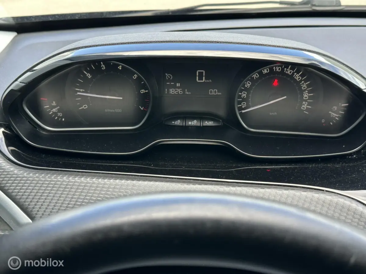 1.2 83PK Signature | CRUISE | CARPLAY | NAVI |
