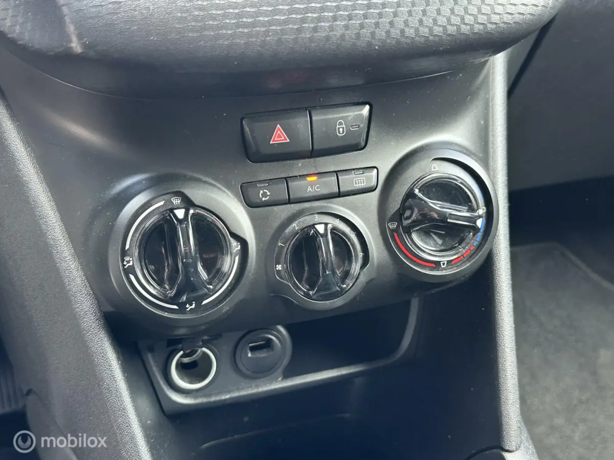 1.2 83PK Signature | CRUISE | CARPLAY | NAVI |
