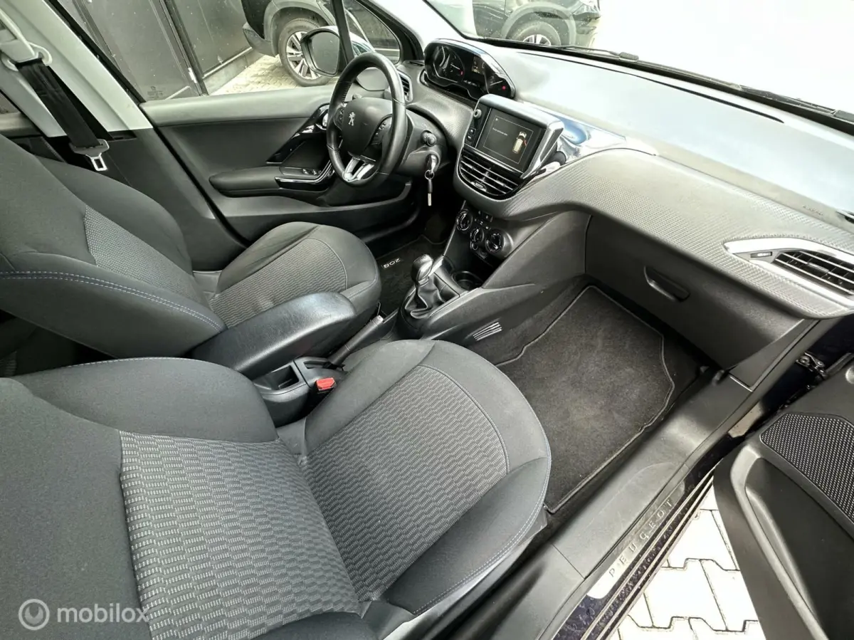 1.2 83PK Signature | CRUISE | CARPLAY | NAVI |