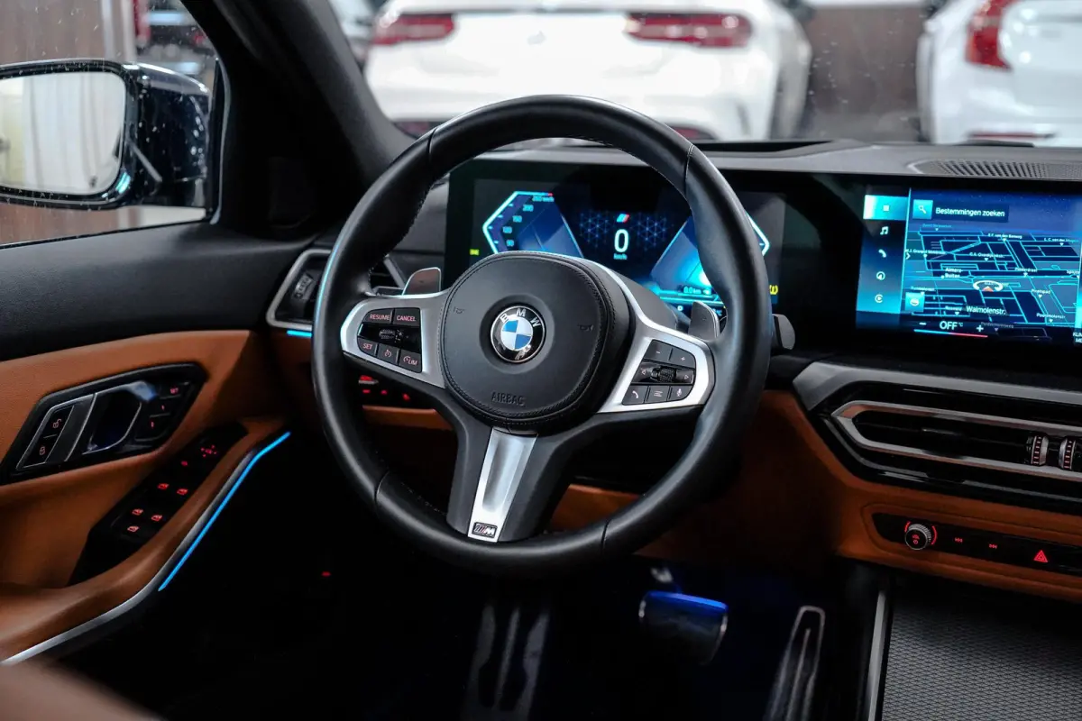 320i High Executive BTW|M-sport |Pano|Memor|Head-Up|Trekhaak