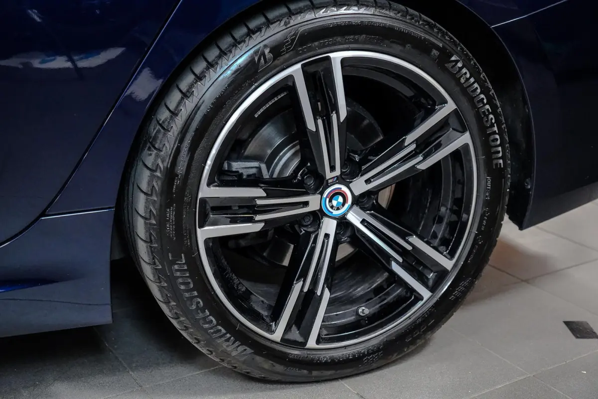 320i High Executive BTW|M-sport |Pano|Memor|Head-Up|Trekhaak
