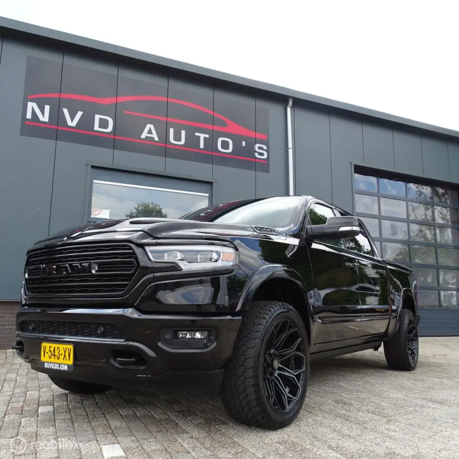 1500 4X4 5.7 V8 4x4 Crew Cab Limited 4PLAY 22 inch