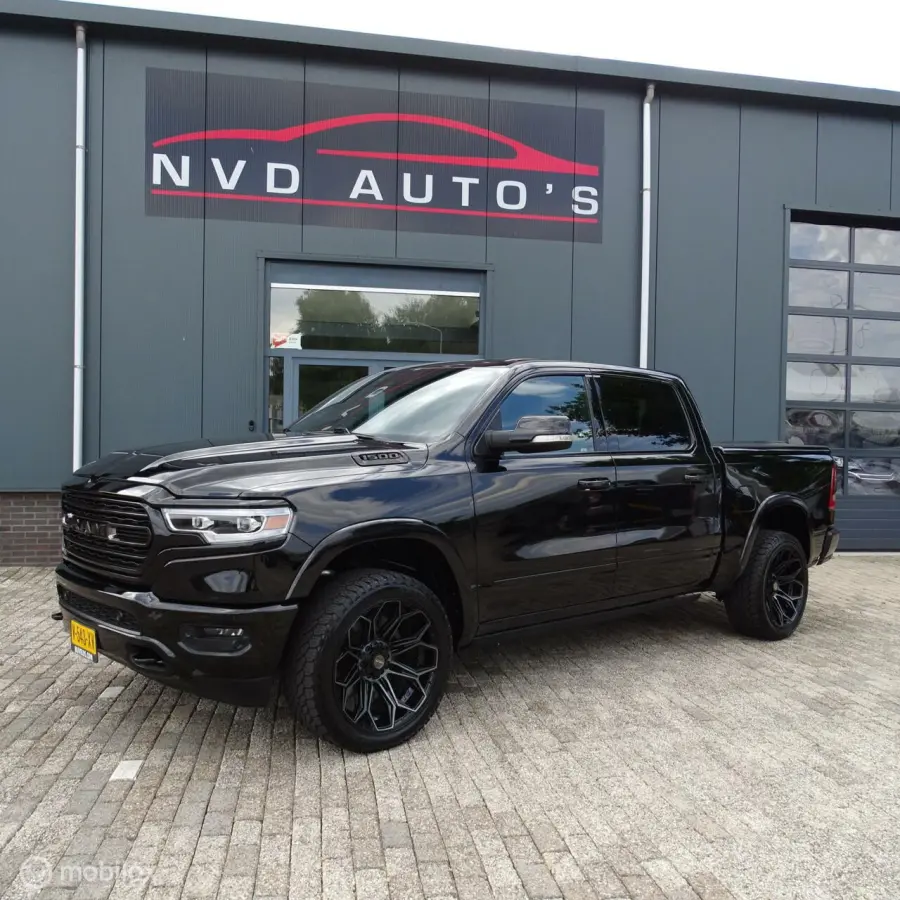 1500 4X4 5.7 V8 4x4 Crew Cab Limited 4PLAY 22 inch