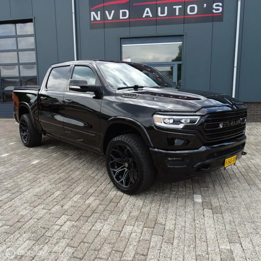 1500 4X4 5.7 V8 4x4 Crew Cab Limited 4PLAY 22 inch