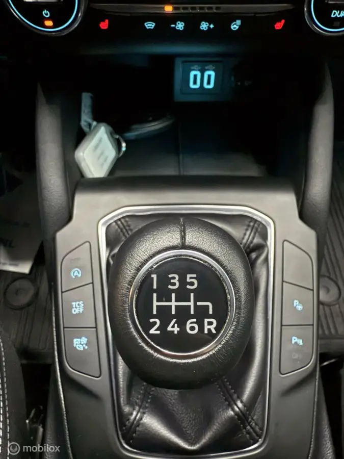 1.0 EcoBoost Hybrid Titanium X Business