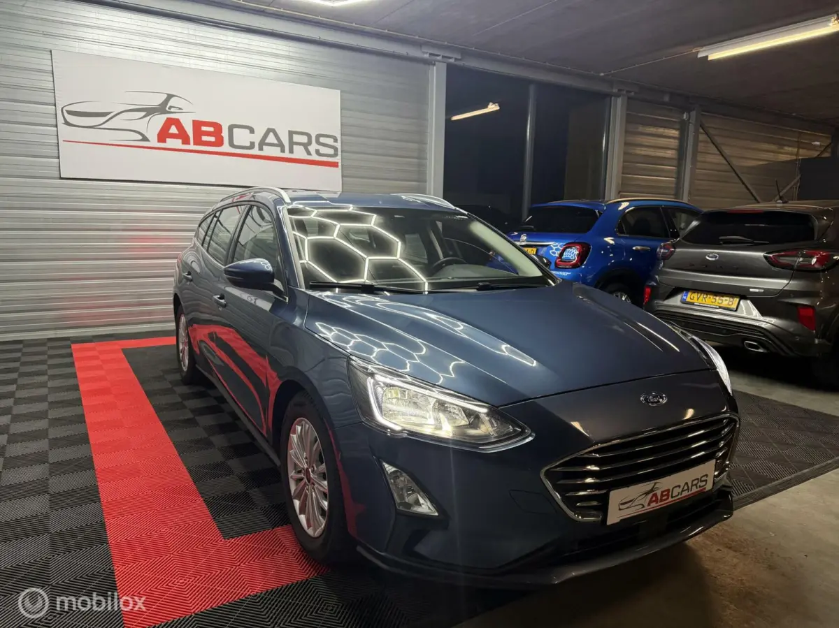 1.0 EcoBoost Hybrid Titanium X Business