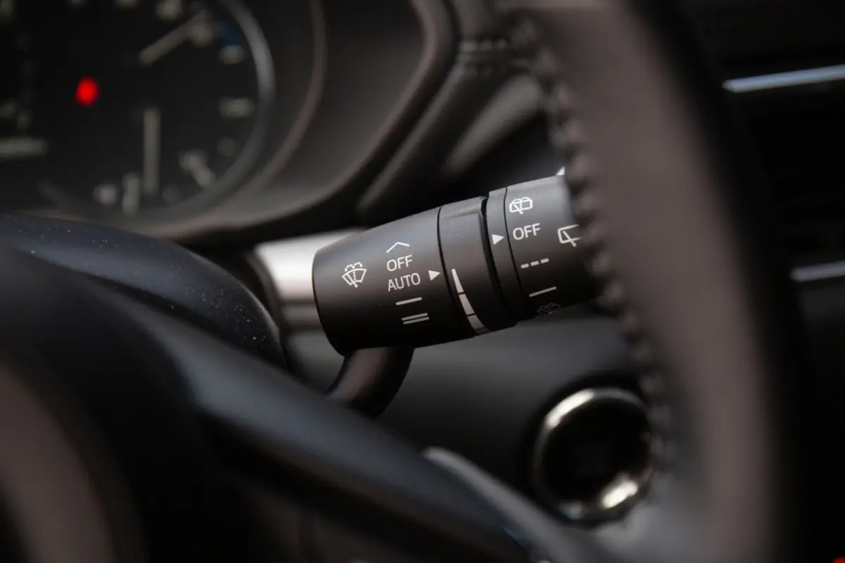 2.0 e-SkyActiv-G M Hybrid 165 Newground , 360°camera, Keyless entry, Head-up display