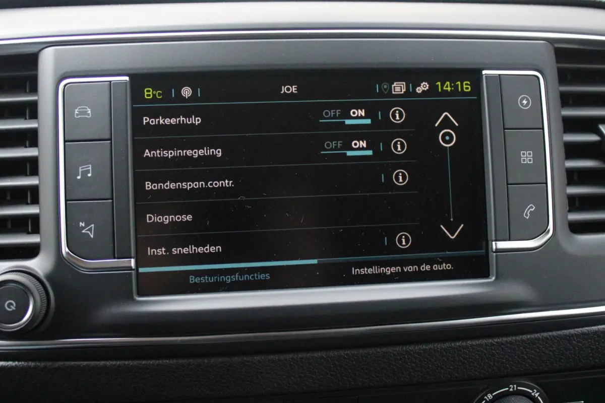 EV L2 75 kWh | NAVIGATIE 10" TOUCHSCREEN | ACHTERUITRIJ CAMERA | APPLE CARPLAY/ANDROID AUTO | PARKEERSENSOREN | CRUISE CONTROL | DAB+ RADIO | 3-ZITS | LAADRUIMTE PAKKET | PACK MODUWORK |